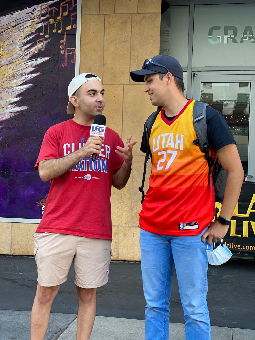 a jazz fan on the lfg mic at la live